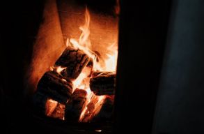 40 orsz�g v�llalta, hogy felhagy a legink�bb szennyez� fosszilis t�zel�anyag, a sz�n felhaszn�l�s�val