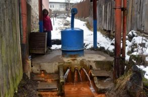 Szentegyh�za k�rny�k�n melyik borv�zforr�sb�l ihatunk?