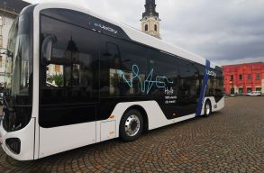 Nagyv�radon tesztelik az els� Rom�ni�ban gy�rtott elektromos buszt