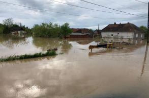 Friss�ltek az �rv�zriaszt�sok, mutatjuk melyik foly�k ment�n kell felk�sz�lni Erd�lyben is