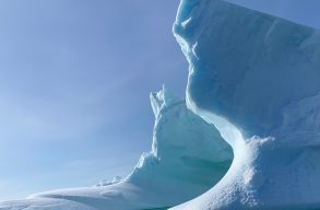 Rekordgyorsas�ggal olvadnak az antarktiszi gleccserek, de csak a tud�sok agg�dnak